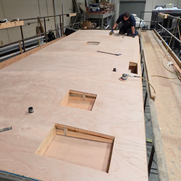 8-RV-Roof-Repair-Services-Riverside,-CA